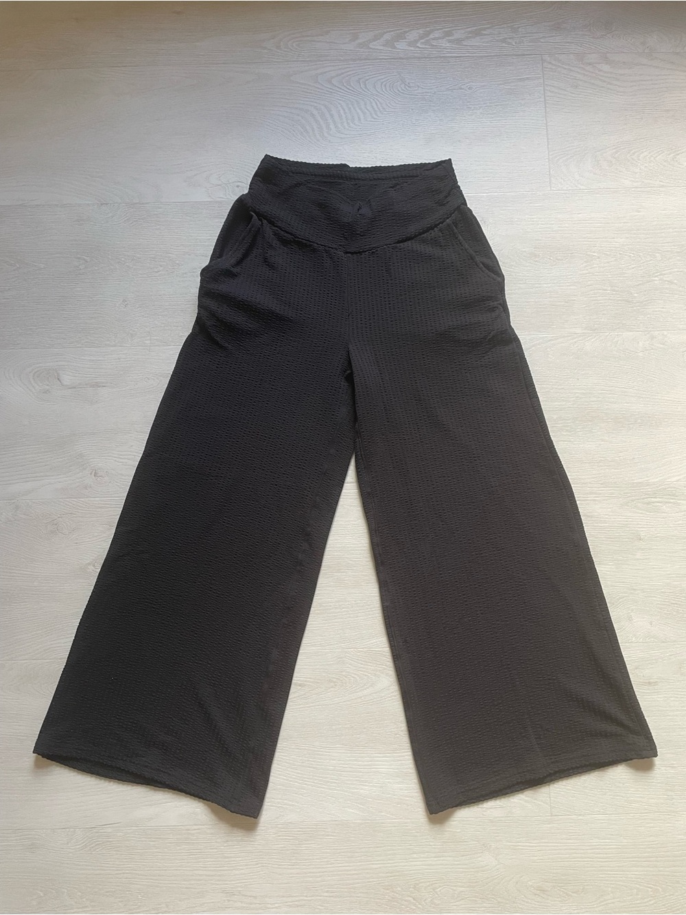 Woman’s Toad&Co' Black Wide-Leg Knit Pants